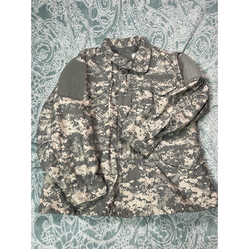 US Army Cold Weather Coat Universal‎ Pattern SPM100-06-C-0439 M-Short
